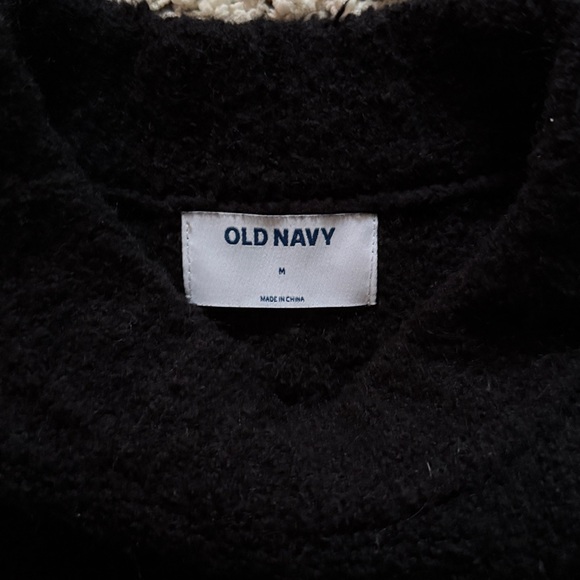 🍂 Old Navy Cozy Oversized Boucle Sweater in Black Jack 🍂 - Picture 2 of 7